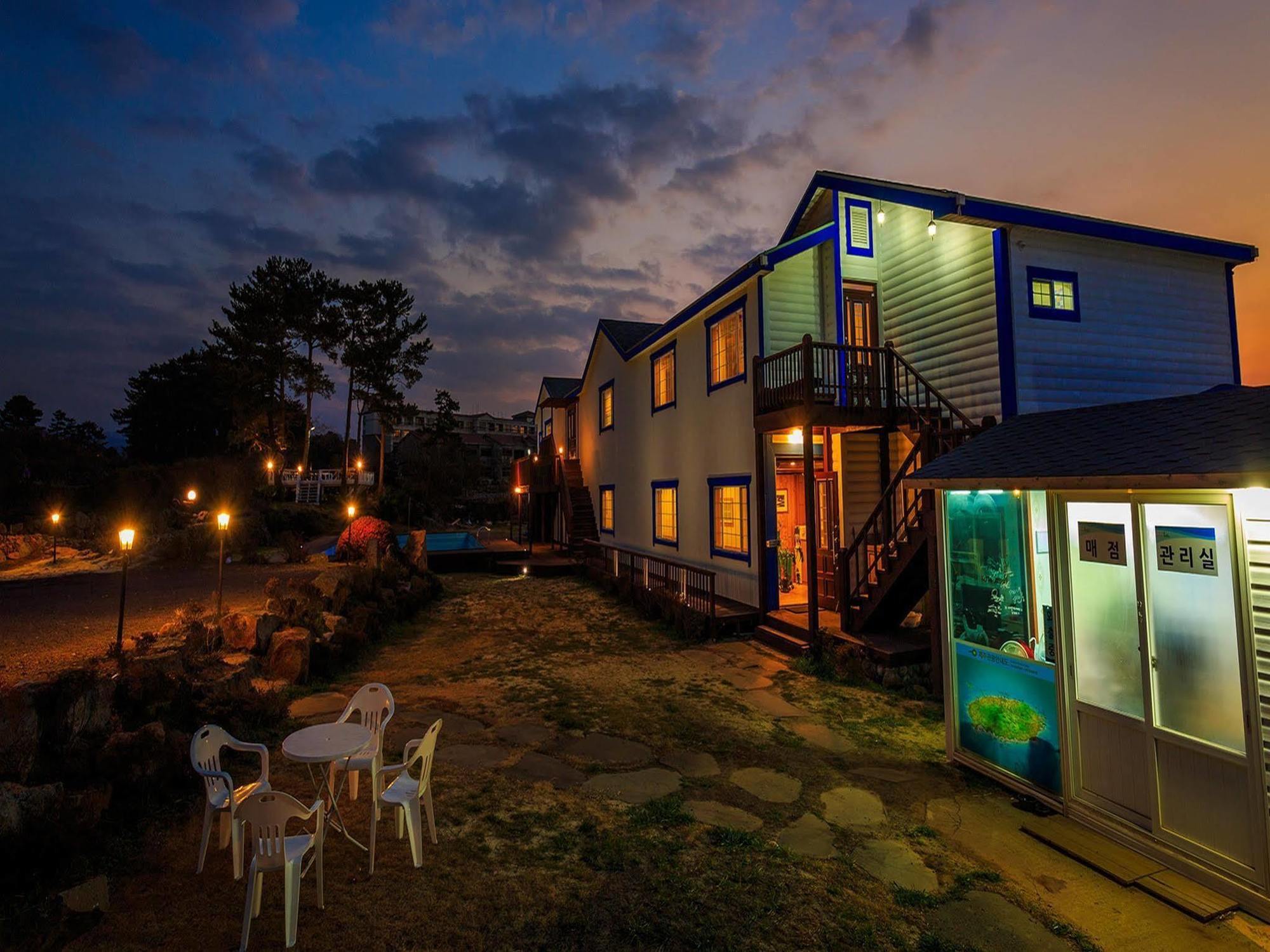 White Dream Pension Čedžu Exteriér fotografie